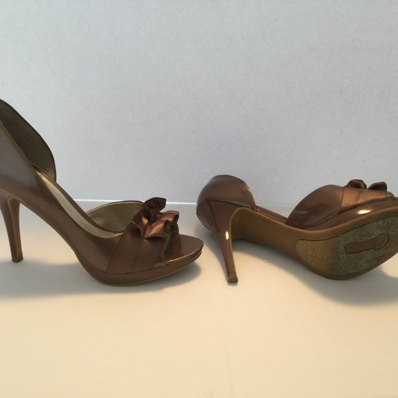 CARLOS PEEP TOE PUMPS - Picture 2 of 4